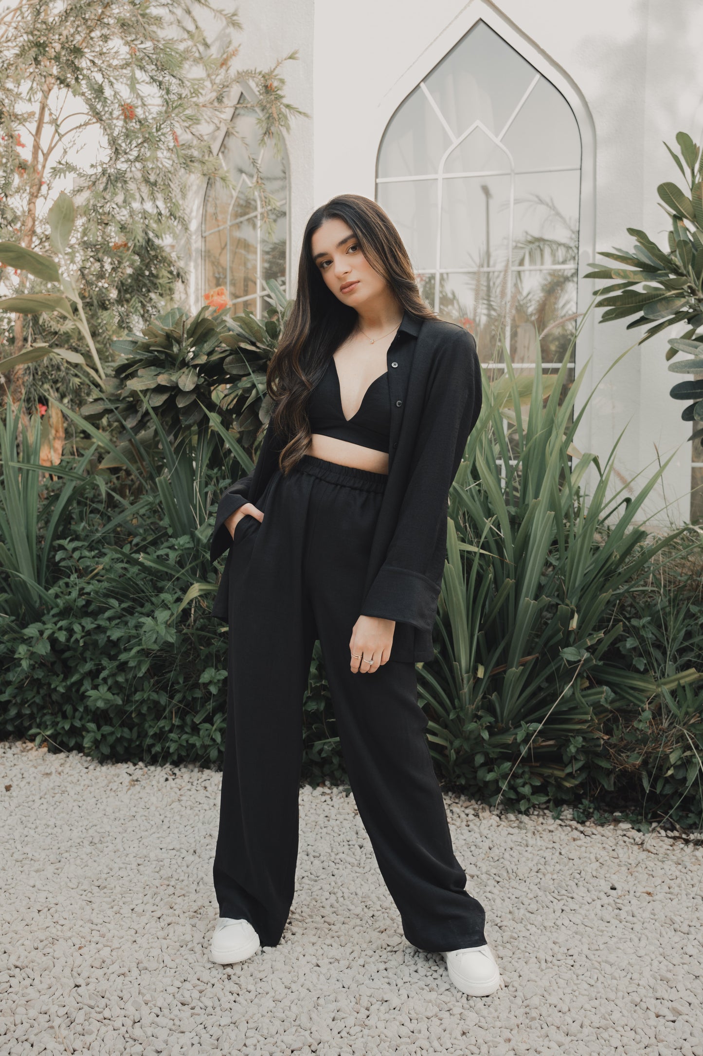 3 piece set with a relaxed fit shirt, loose pants and bralette from Embody Dubai