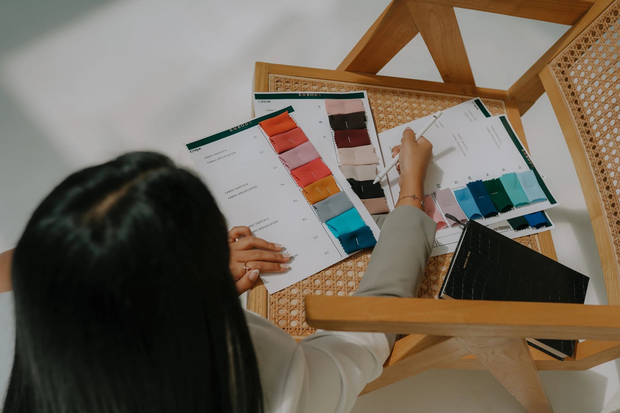Bespoke Clothing for Women in Dubai - Customize Your Style with Embody