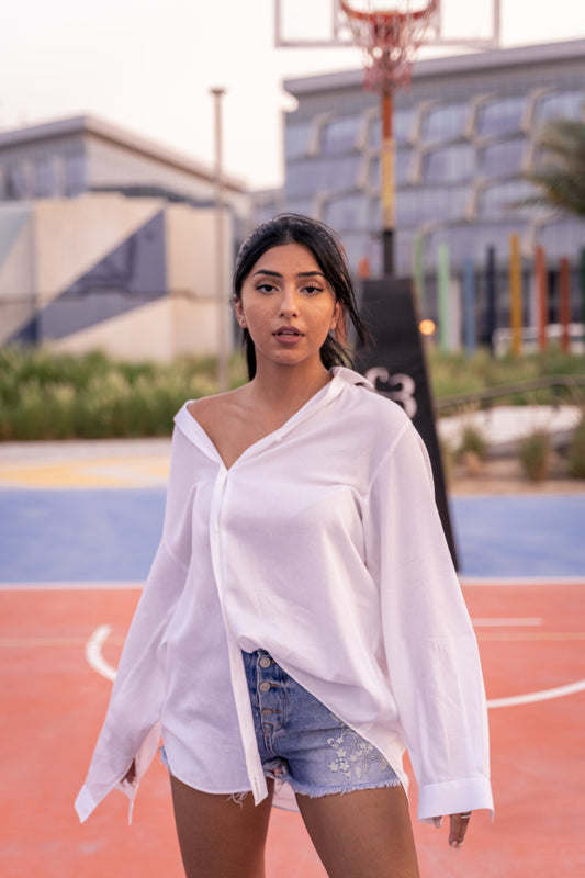 Buy white oversized Women shirt in soft felt cotton in Dubai